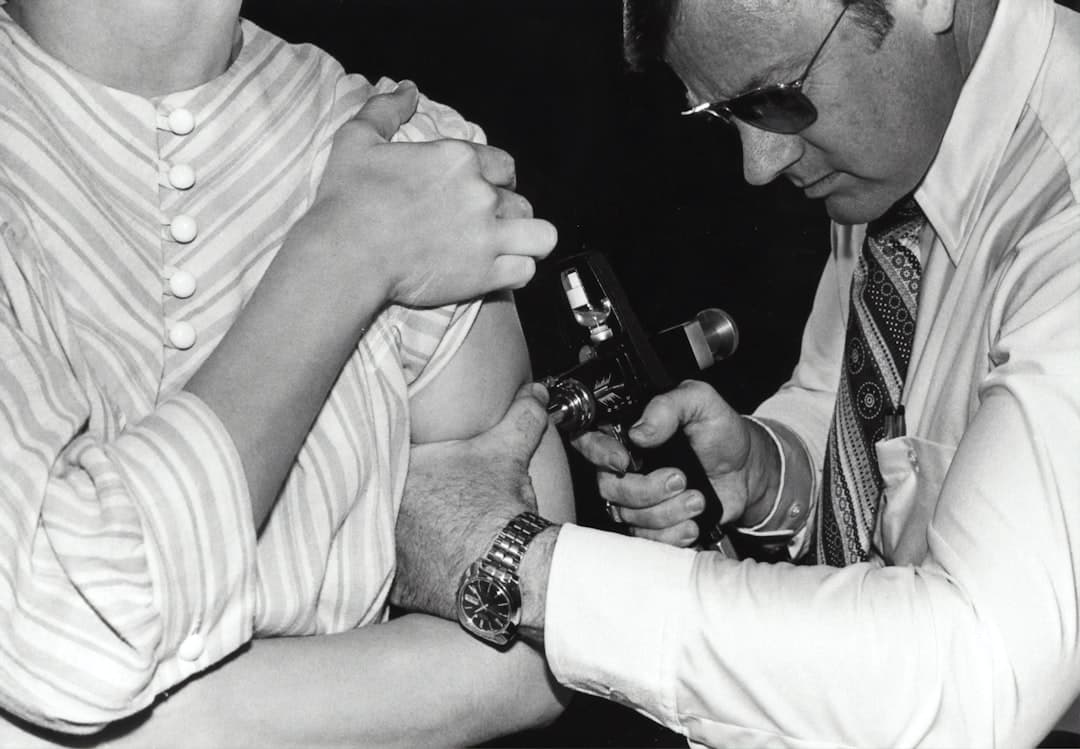 GP administering a flu vaccination — 2026 flu vaccine guide for Cronulla